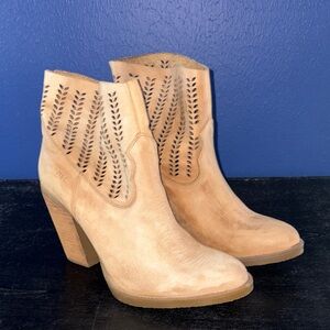 Musse & Cloud Avaly Boot – Tan Leather – Size 9 – EUC